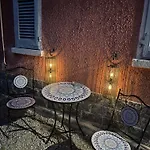 Semesterbostad Inas Garden Elias Suite, Lenno