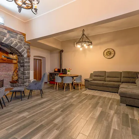 Σπίτι διακοπών Inas Garden Elias Suite, *