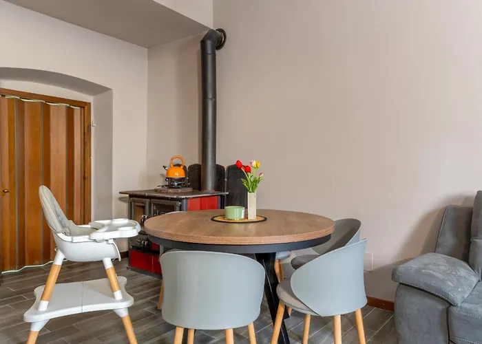 Inas Garden Elias * Lenno